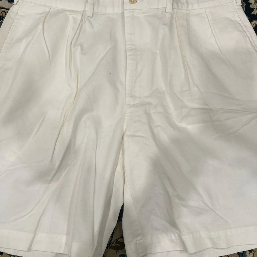 Ralph Lauren Polo Chinos Men's Flat Front White Shorts — Classic Summer Staple